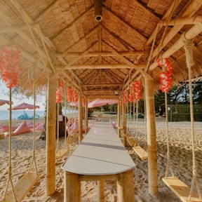 ทูทู่ บีช, พัทยา (Tutu Beach, Pattaya)