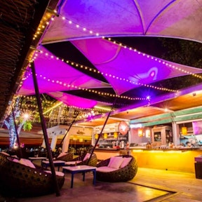 วิว มาเร่ บีช ฟรอนต์ บาร์ แอนด์ เรสเตอรองต์ พัทยา (View Mare Beach Front Bar & Restaurant Pattaya)
